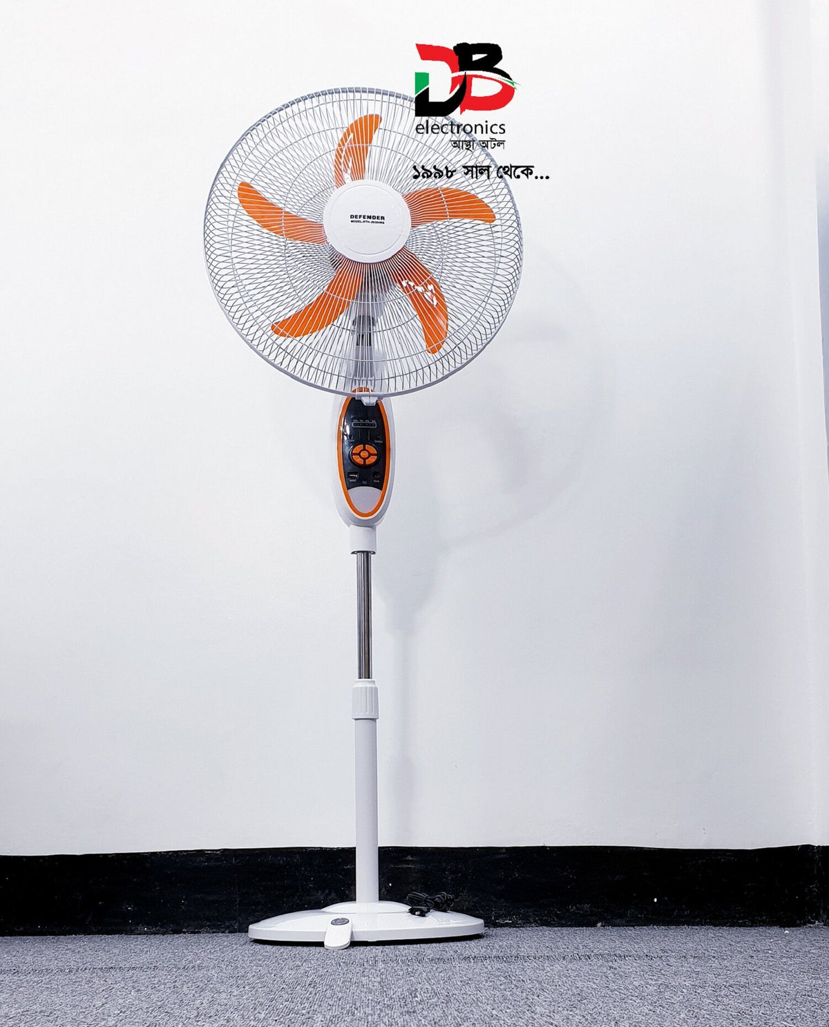 Rechargeable Fan Defender / Kennede 16" 2936HRS, Warranty: 01 Year & Service Warranty 03 Years.