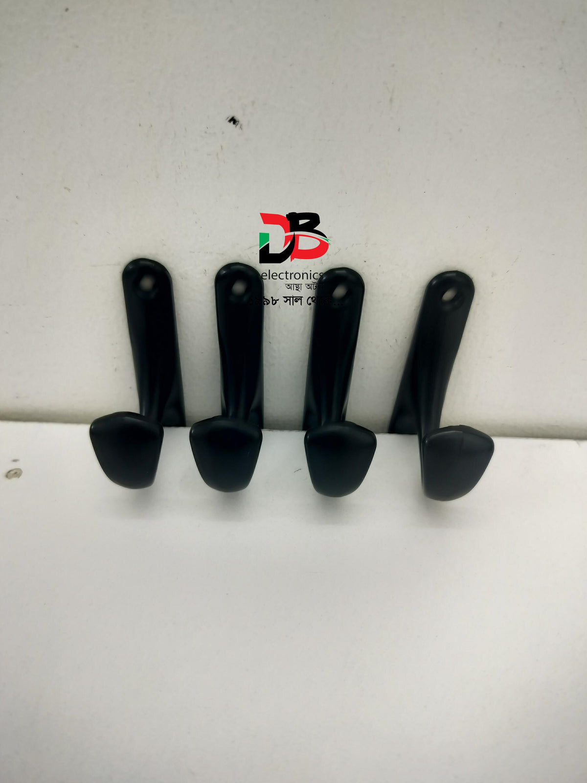 Stylish Wall Mounted Hooks Contemporary Metal Single Coat Hooks (4 Piece)